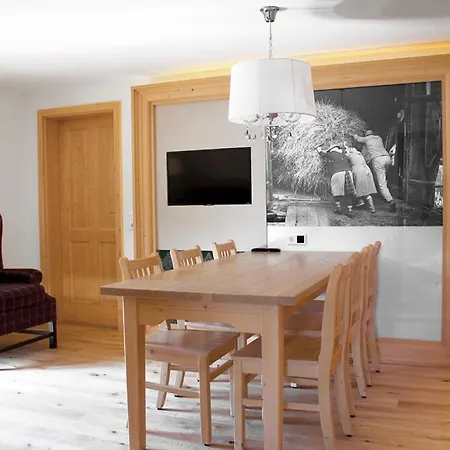 Zederberghof Apartment *