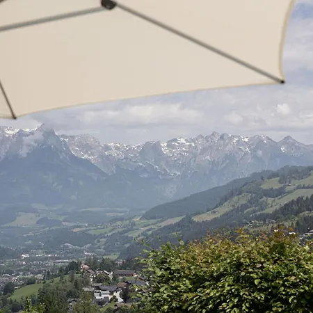Apartment Zederberghof